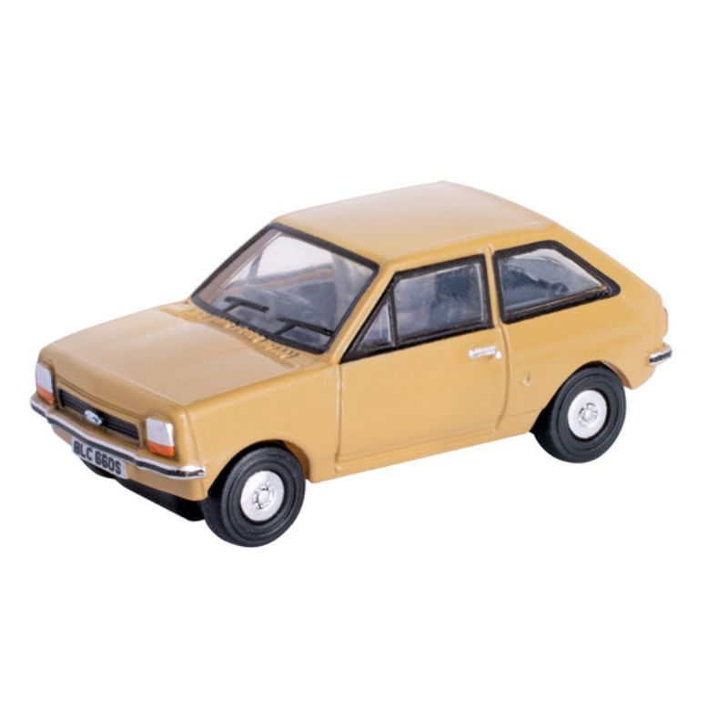 OO Gauge Oxford Diecast Ford Fiesta Mk1 Nevada Beige