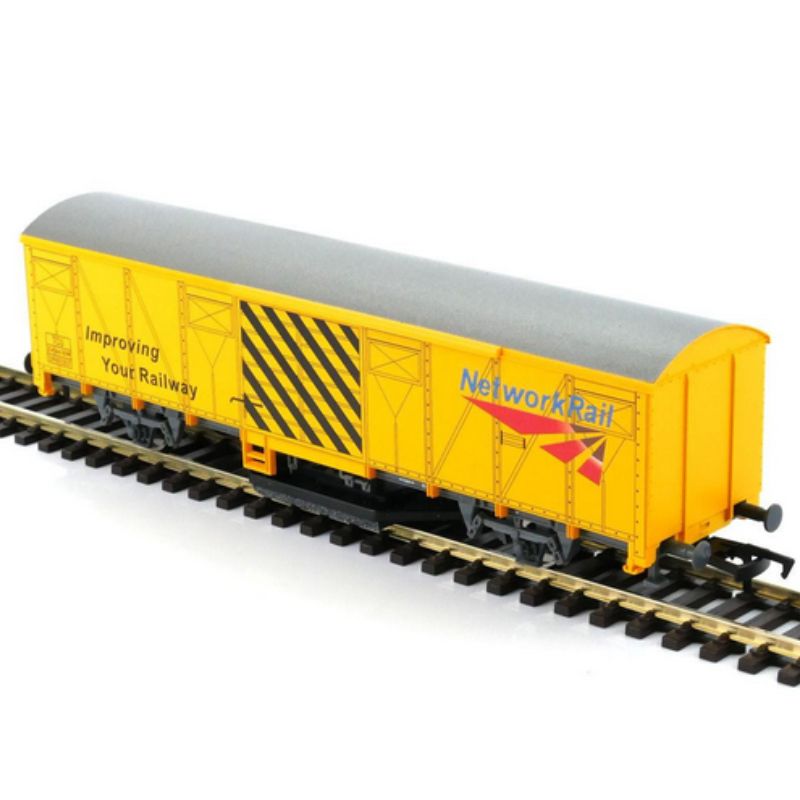 Gaugemaster OO Gauge Track Cleaning Wagon Network Rail