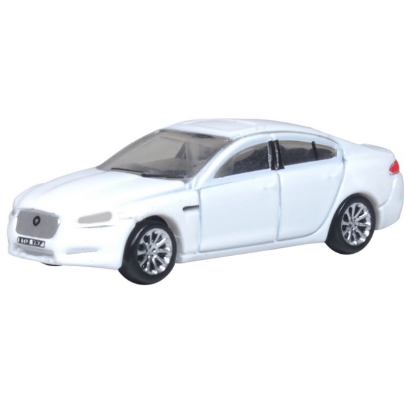 OO Gauge Oxford Diecast Jaguar XF Polaris White