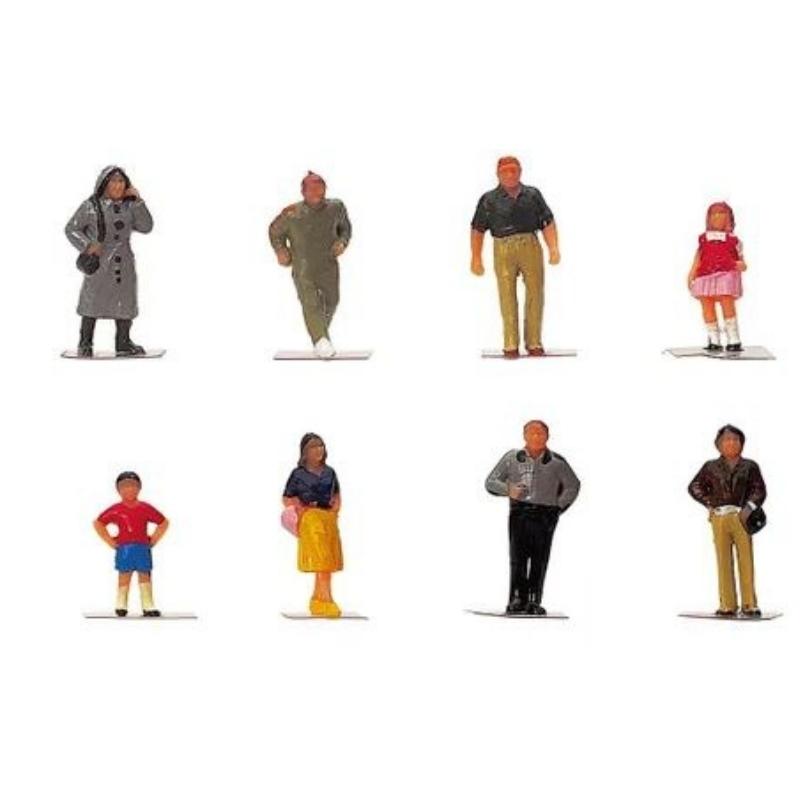 Hornby OO Gauge R7116 Town People